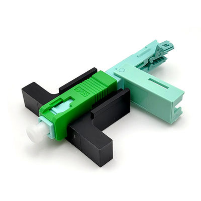 kopen de c-Groef van 5G 0.2dB Ceramisch Vezel Optisch Geëindigd Gebied - installable Sc-APC Schakelaar 2*3mm Dalingskabel online vervaardiging